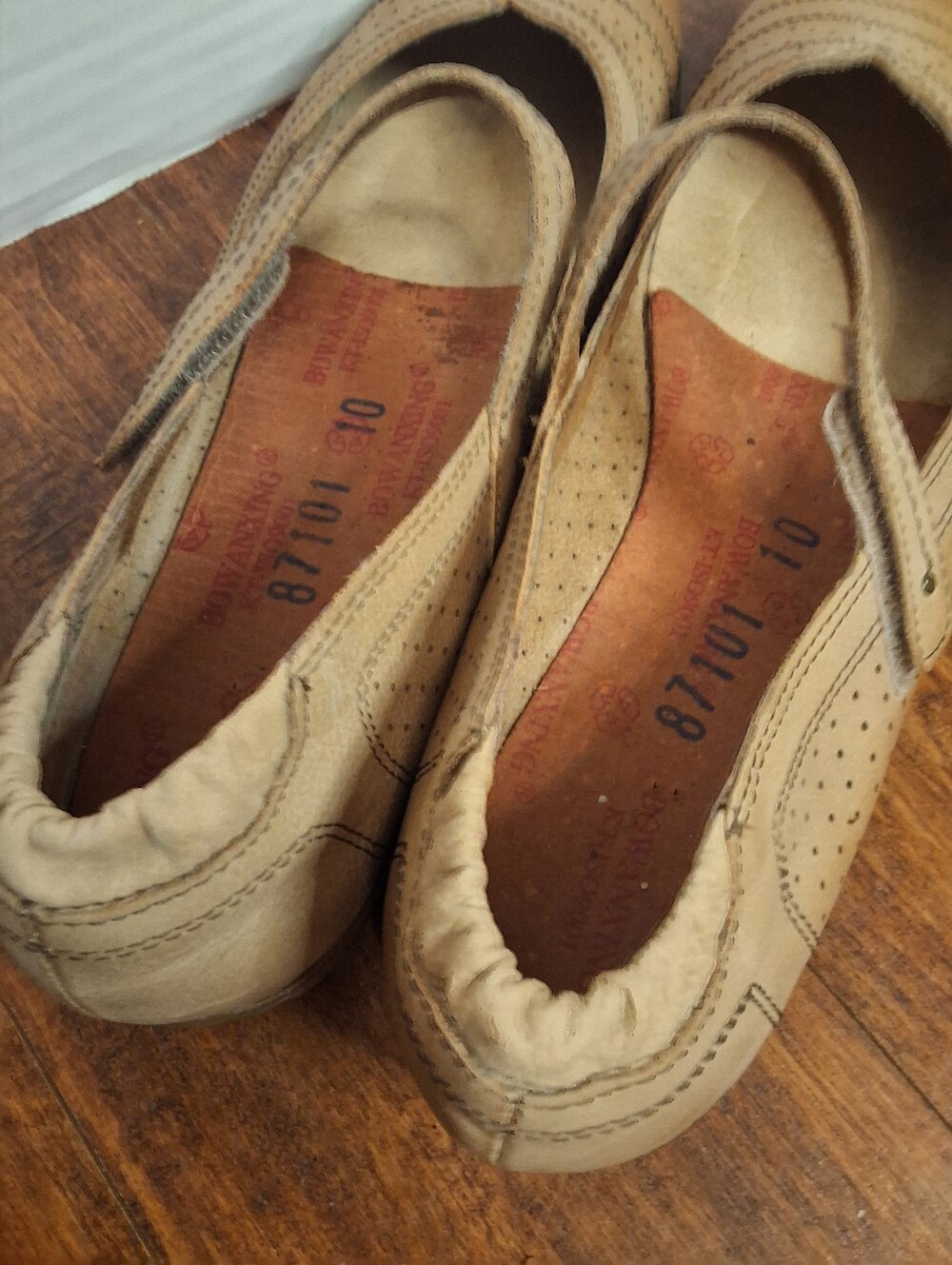 Taos Tan Transit Leather Mary Jane Flats Perforated Comfort Shoes Women’s 10 - Picture 5 of 12